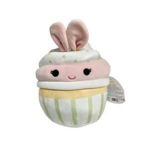 Squishmallows Easter ALIGAIL THE CUPCAKE